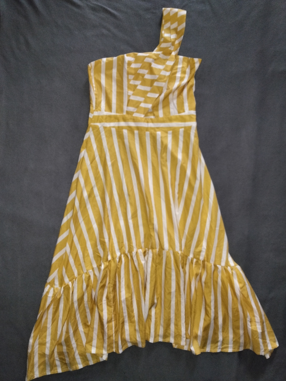 chic Yellow and White Striped One-Shoulder Dress